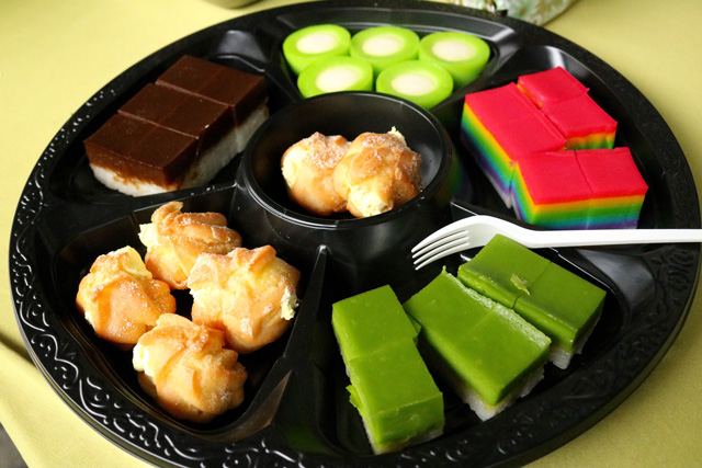 Variety of traditional Malay desert in PS-74